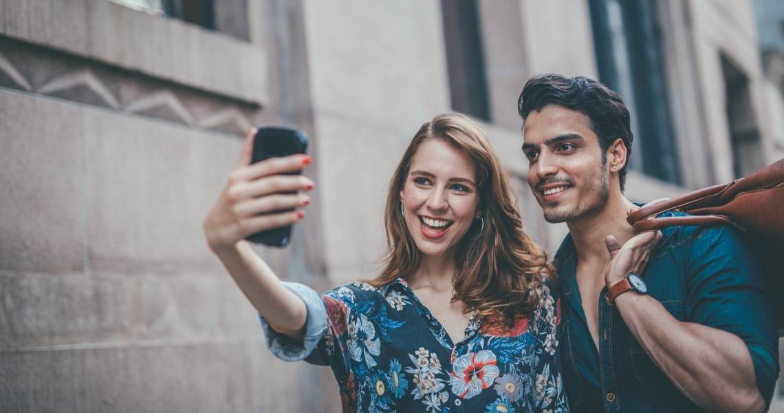 How does our childhood affect our romantic relationships?