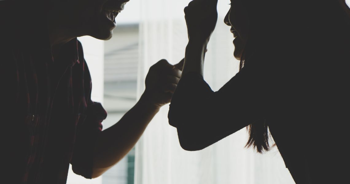 Red Flag Relationship Is In Trouble